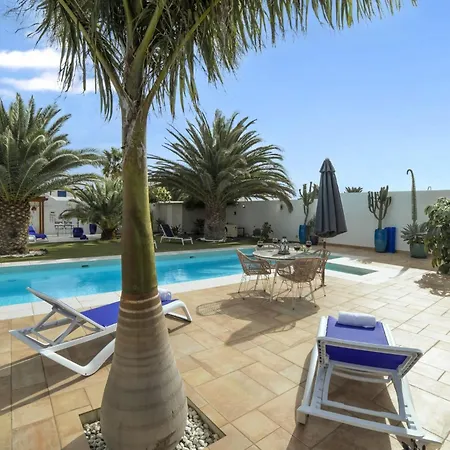 빌라 Marisol Playa Blanca Stylish Comfort Private Heated Pool