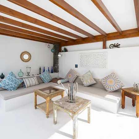 Marisol Playa Blanca Stylish Comfort Private Heated Pool 빌라